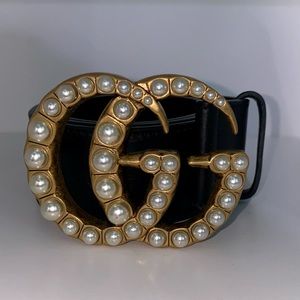 Gucci double pearl leather belt
